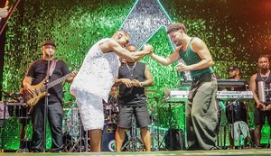 Beats traz Pedro Sampaio para ação no Largo do Farol da Barra em cima do jet ski para chegar ao palco