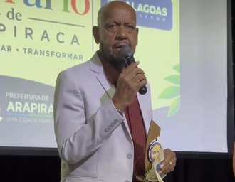 Poeta Pedão ingressa na União Brasileira de Escritores durante cerimônia em Arapiraca