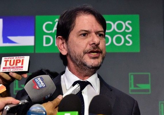 Justiça Federal aceita denúncia contra ex-ministro Cid Gomes