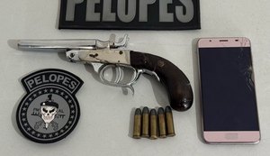 Jovem é flagrado com revólver e preso pela PM/AL em Arapiraca