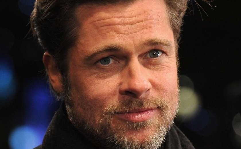 Galã Brad Pitt luta contra vício em drogas, diz jornal