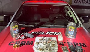PM apreende armas de fogo, entorpecentes e um rádio comunicador durante ocorrências em Maceió