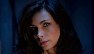 Atriz Morena Baccarin vence batalha judicial e poderá trazer filho ao Brasil