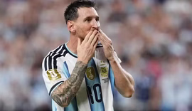 Messi faz três e empata com Klose em Copas em vitória da Argentina sobre a Argélia