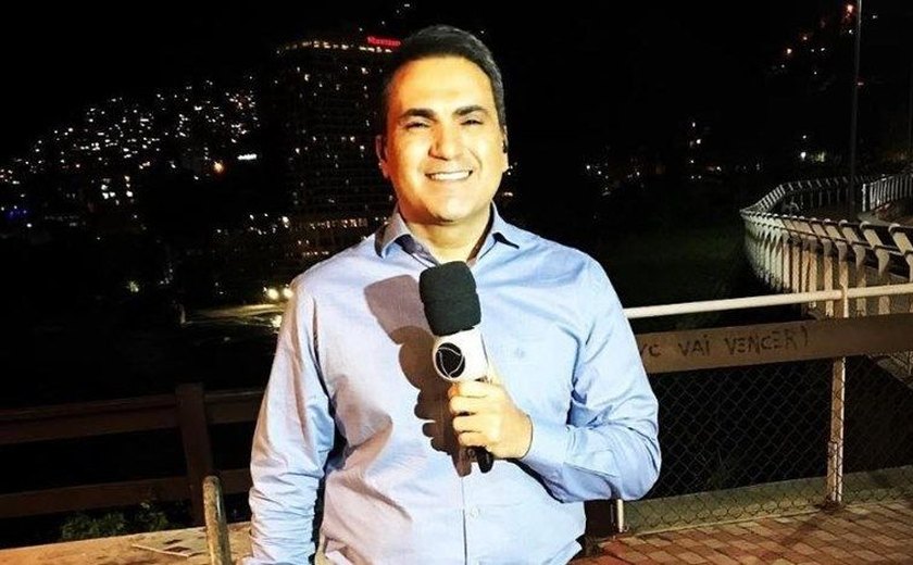 Jornalista alagoano Dennes Queiroz, da TV Record, é atropelado e quebra perna