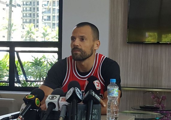 Diego Cavalieri fala após saída do Fluminense: 'Falta de respeito'