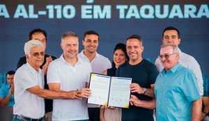 Paulo Dantas assina ordem de serviço para recuperação da AL-110 em Taquarana