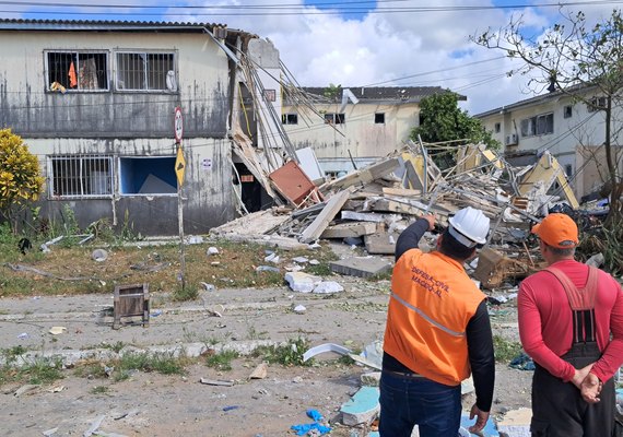 Impacto da explosão que matou três pessoas atinge outros imóveis