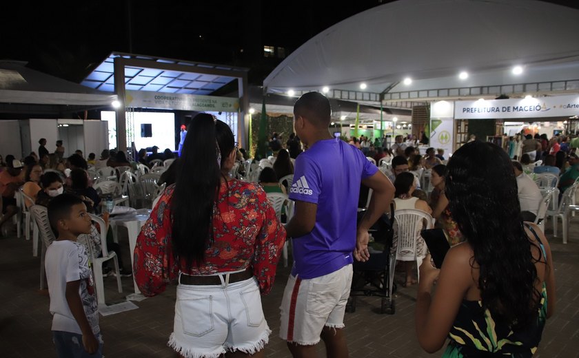 1ª Feira Coop de Alagoas é sucesso de público em seu segundo dia