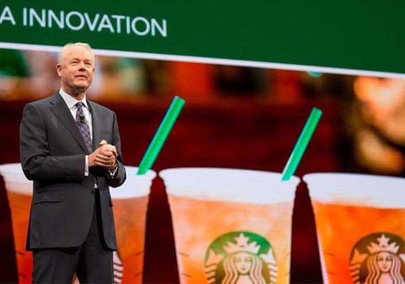 Starbucks promete fim do canudo de plástico até 2020