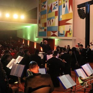 Solenidade de abertura do Circuito Penedo de Cinema é realizada sob forte emoção, banhada de música e memória - Tribuna Hoje