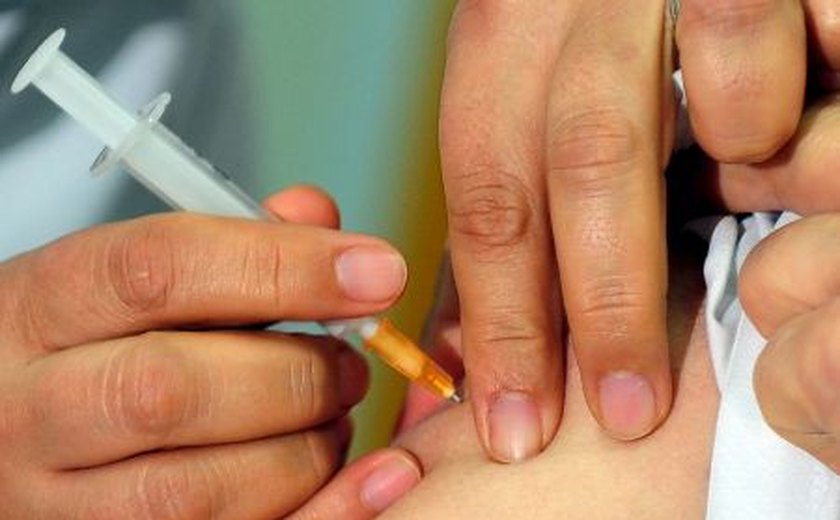 Alagoas só vacinou 67% do público-alvo até agora contra influenza