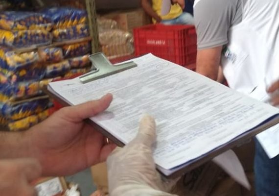 Vigilância Sanitária apreende 1.700kg de alimentos fora da validade
