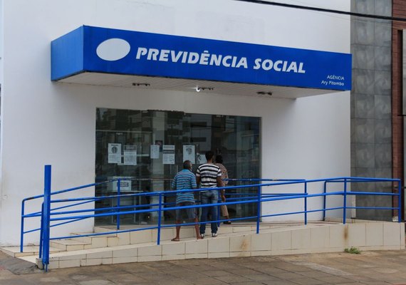 Fila do INSS em Alagoas tem mais de 32 mil pedidos