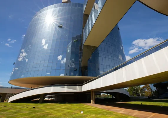 PGR é contra recurso de Jair Bolsonaro para voltar a receber visitas