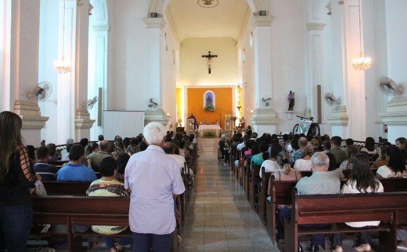 Missa de 7º dia de diretora do Sinteal é celebrada na Igreja do Livramento