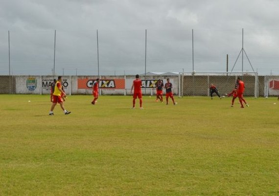 CRB relaciona 21 jogadores para enfrentar o Boa Esporte em Minas Gerais