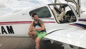 Carlinhos Maia compra jatinho particular milionário