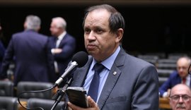 Comissão aprova projeto que proíbe privatização de praias e cobrança de pedágio em orlas