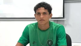 Jogador de futebol é esfaqueado durante discussão com dirigente no interior de Alagoas