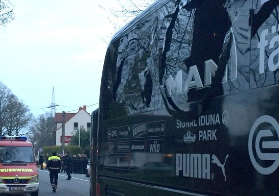 Polícia investiga se ataque a ônibus do Borussia Dortmund tem ligação com EI