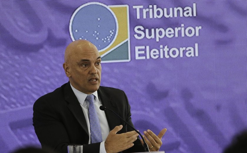 Assédio eleitoral é crime e será punido, diz presidente do TSE
