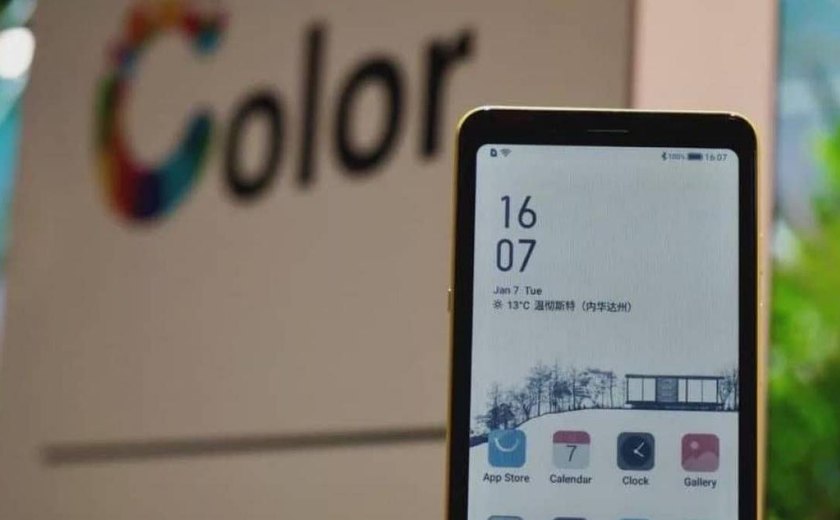 Chinesa Hisense vai lançar smartphone com tela e-Ink colorida