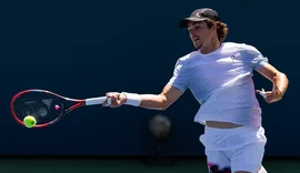 João Fonseca é superado por número 22 do mundo e se despede do US Open