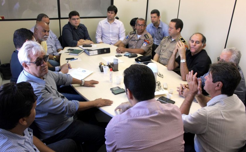 Comissão Administrativa discute ações para organização do Centro de Maceió