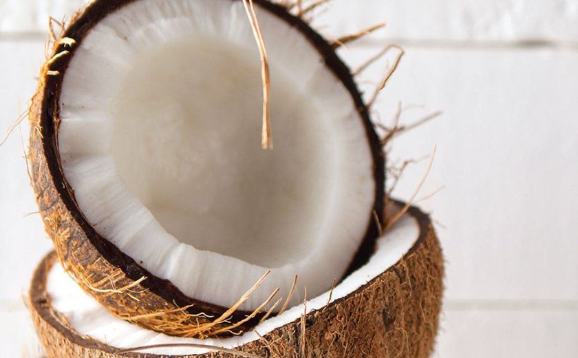 Seis marcas de água de coco vendidas no Brasil são avaliadas