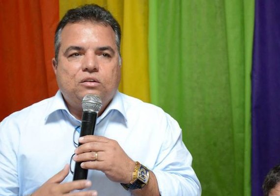 Prefeito responderá a processo por exigência de vantagem indevida