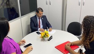 Pessoas transgênero podem procurar Casa de Direitos para mudar nome