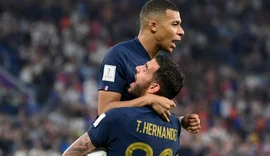 Mbappé brilha e França se classifica com vitória sobre a Dinamarca