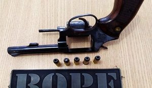 BOPE detém jovem por posse ilegal de arma de fogo no bairro do Prado