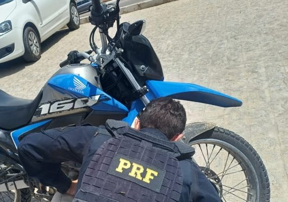 PRF/AL registra ocorrência de adulteração de sinal identificador de veículo automotor em Dois Riachos