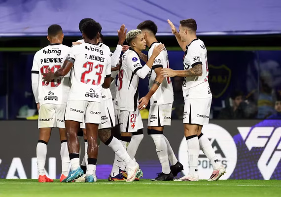 Vasco é o 4º time brasileiro a vencer o Boca na Bombonera em mata-mata
