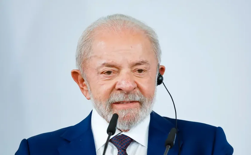 Lula chega à Alemanha para assinar parcerias comerciais e de inovação