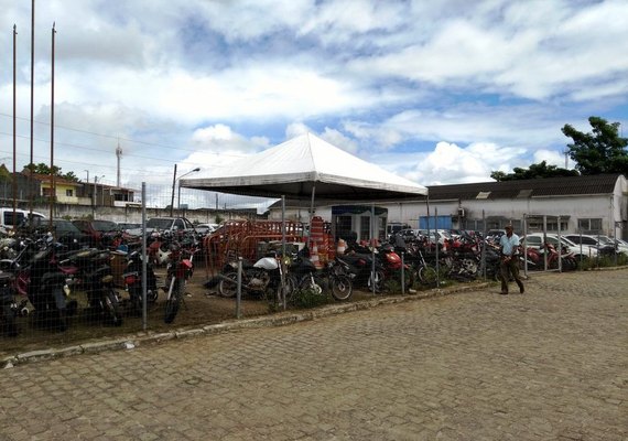 Leilão: donos de veículos recolhidos serão notificados