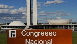 Congresso tem comissão de parlamentares para atuar durante recesso