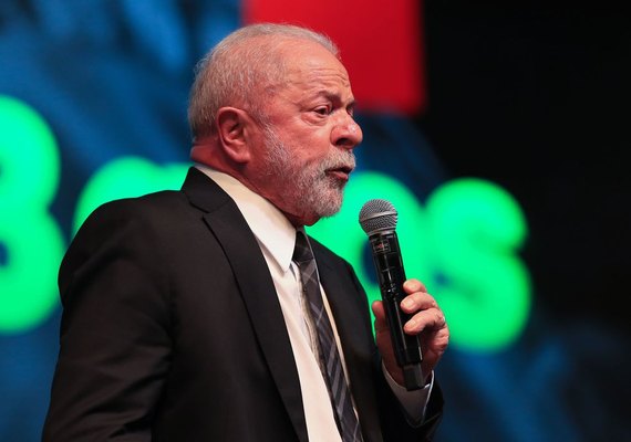 Lula cancela agenda e adia embarque para a China após quadro de pneumonia