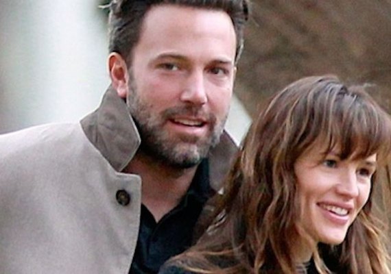 Atriz Jennifer Garner cancela divórcio com Ben Affleck por estar grávida dele