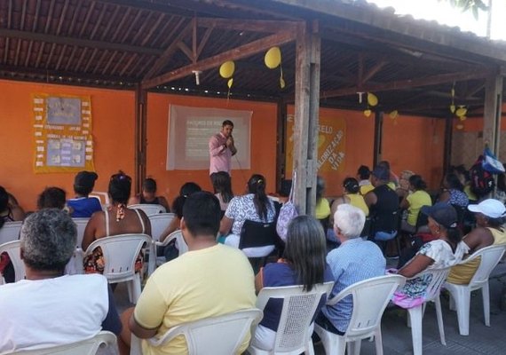CAPS de Rio Largo reúne usuários e familiares para discutir depressão e suas causas