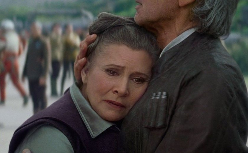 Carrie Fisher, a 'princesa Leia' de Star Wars, sofre ataque cardíaco durante voo