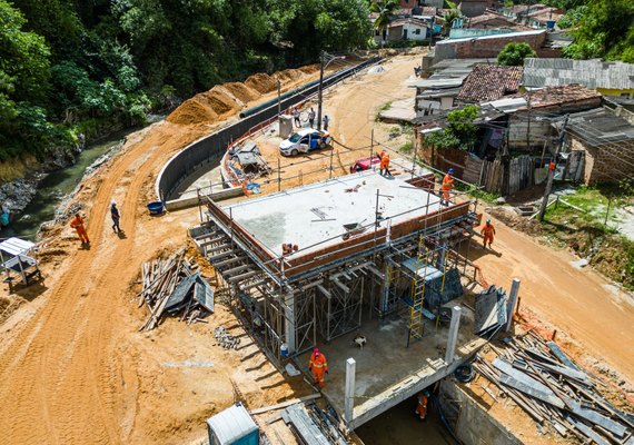 Estações elevatórias seguem em construção para garantir maior obra ambiental de Maceió
