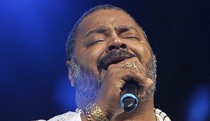 Sambista Arlindo Cruz passa mal no Rio de Janeiro e é hospitalizado