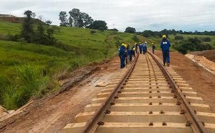 Polícia Federal investiga irregularidades nas obras da Ferrovia Norte-Sul