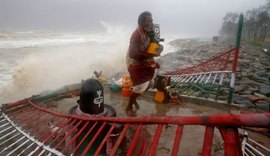 Ciclone já causou duas mortes e danos em cerca de 20 mil casas na Índia