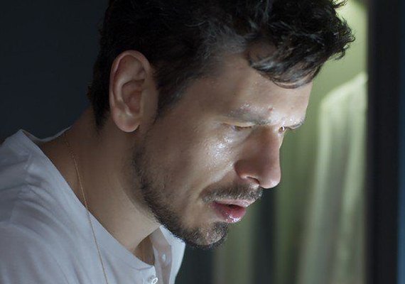 'Rock Story': Desmascarado por Gui, Lázaro é demitido e exige 5 milhões de multa