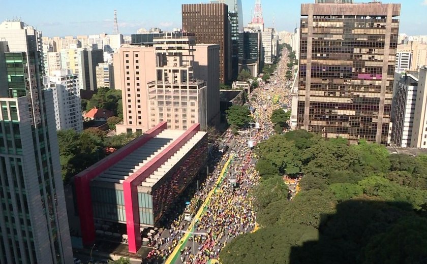 Atos pró-Bolsonaro testam apoio ao governo