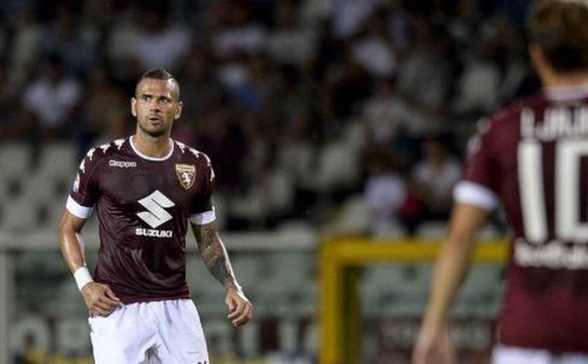 Corinthians monitora e se anima com situação do zagueiro Leandro Castán